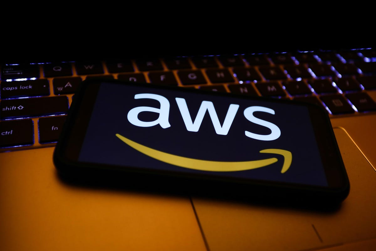 amazon aws glue security issue customer data accounts